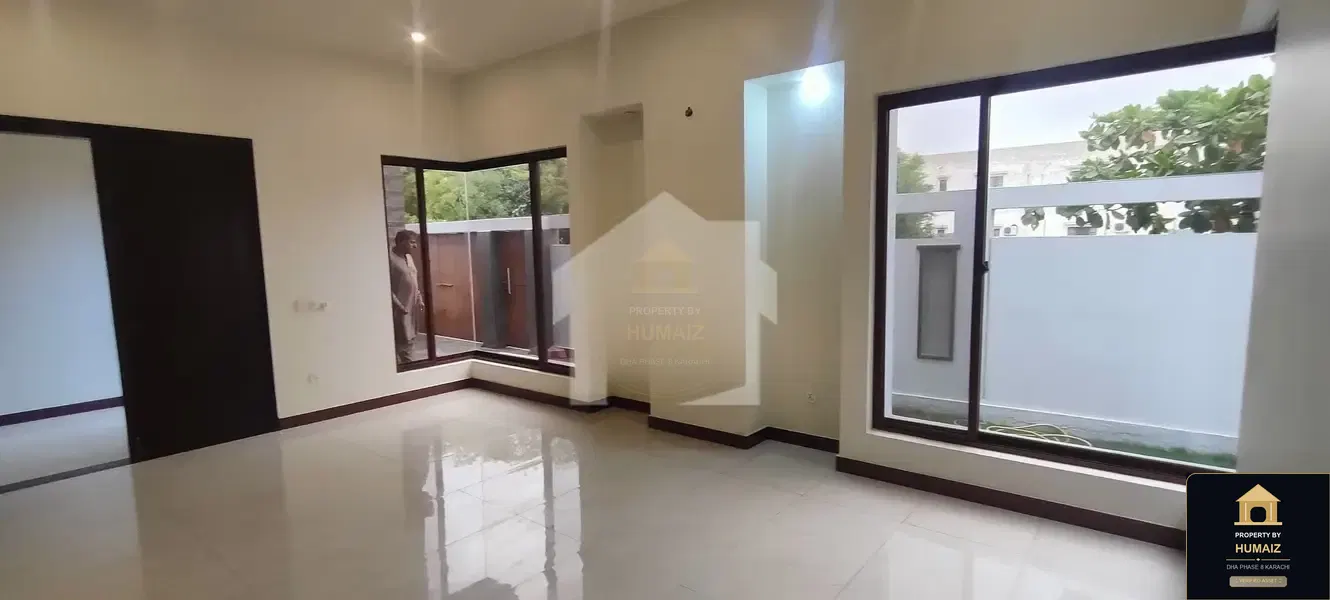 3-Bedroom Upper/Lower Portion (Brand New, 3 Bath, Unit 3) on Zulfiqar Commercial For Rent in DHA Phase 8 Karachi — Photograph 4