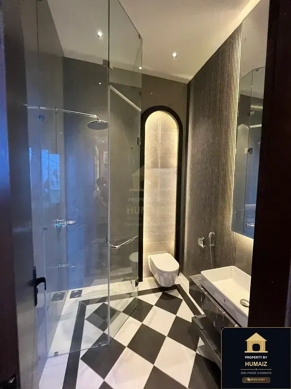 2-Bedroom Luxury Apartment (Sea Facing, 2 Bath, Suite 10) at HMR Waterfront For Sale in DHA Phase 8 Karachi — Photograph 17