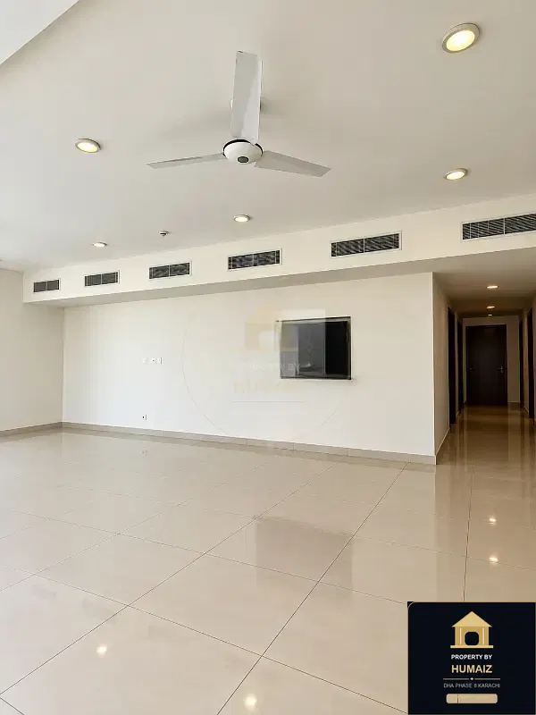 4-Bedroom Luxury Apartment (Sea Facing, 5 Bath, Suite 4) at Reef Towers For Rent in DHA Phase 8 Karachi — Photograph 6