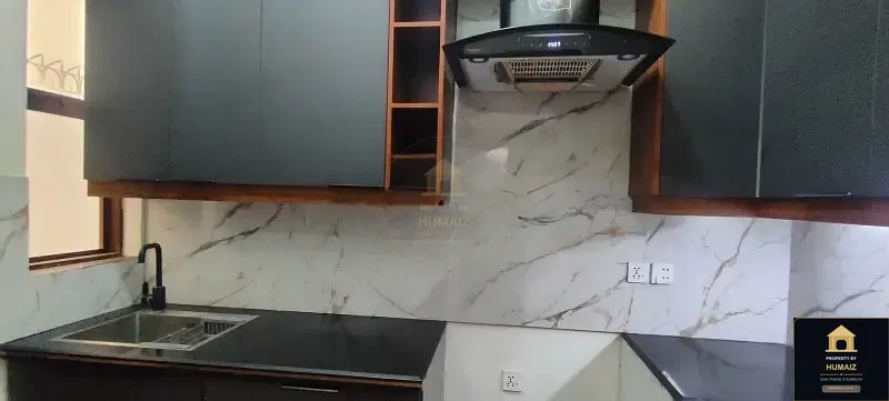 3-Bedroom Upper/Lower Portion (3 Bath, Unit 55) in DHA Phase 8 For Rent in DHA Phase 8 Karachi — Photograph 12