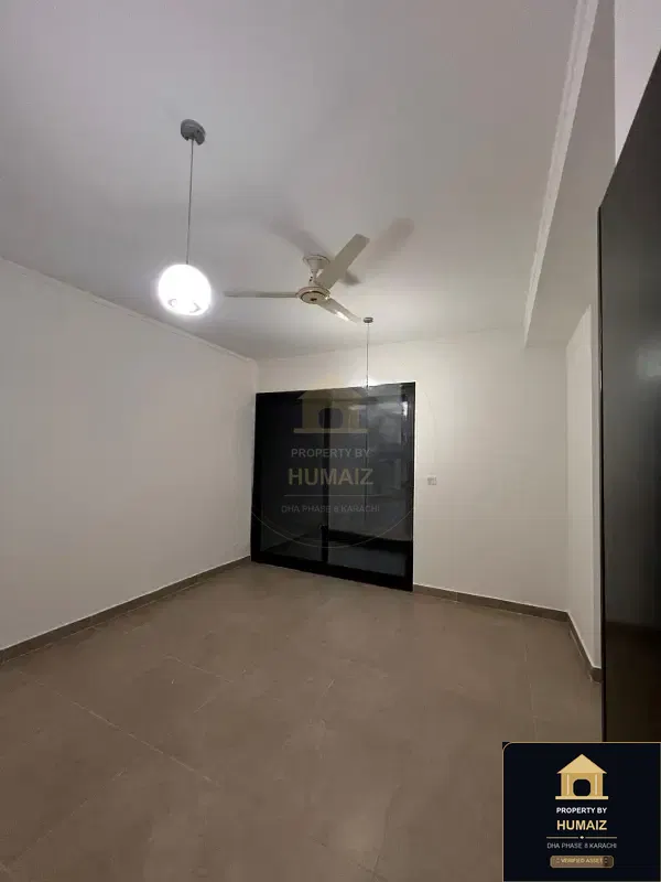 4-Bedroom Luxury Apartment (Sea Facing, 4 Bath, Suite 1) at Emaar Oceanfront For Sale in DHA Phase 8 Karachi — Photograph 7