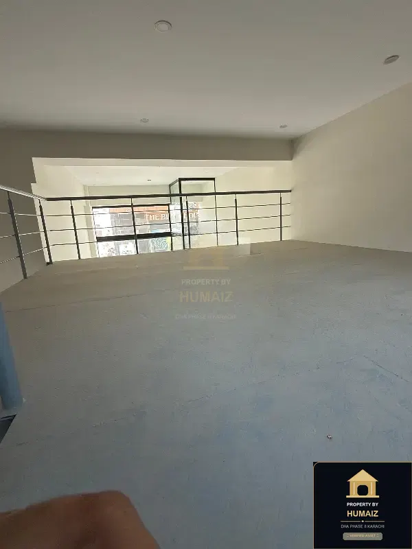 150 Sq. Yd. Commercial Retail Shop on Zulfiqar Commercial For Rent in DHA Phase 8 Karachi — Photograph 4