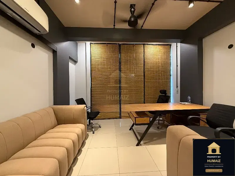 50 Sq. Yd. Corporate Office Space on Zulfiqar Commercial For Rent in DHA Phase 8 Karachi — Photograph 11