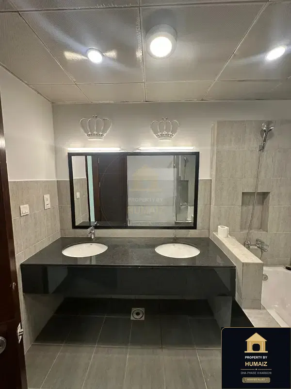 2-Bedroom Luxury Apartment (Sea Facing, 4 Bath, Suite 4) at Reef Towers For Rent in DHA Phase 8 Karachi — Photograph 16