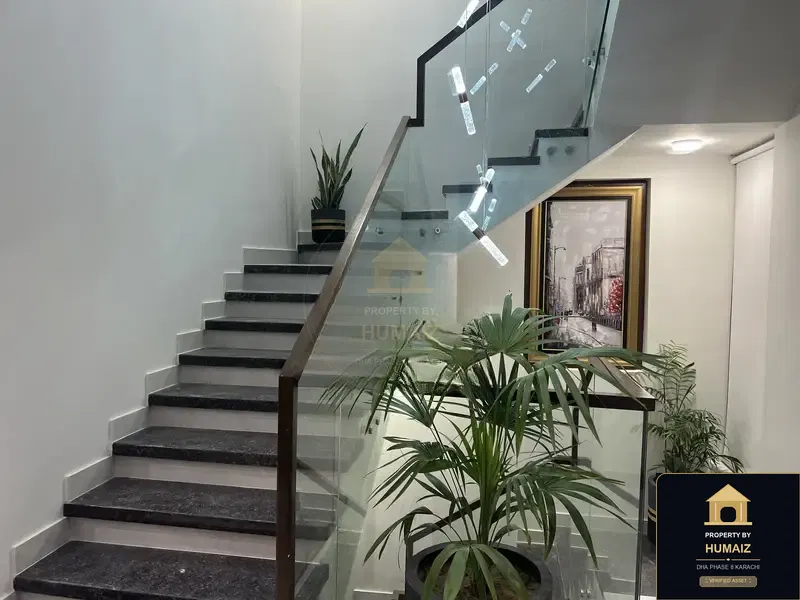 300 Sq. Yd. 6-Bedroom Luxury Villa (West Open, 6 Bath, Residence 3) in DHA Phase 8 For Sale in DHA Phase 8 Karachi — Photograph 11