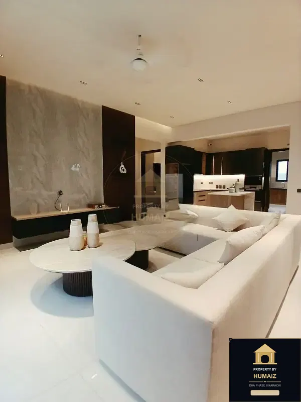 500 Sq. Yd. 5-Bedroom Luxury Villa (Private Pool, 6 Bath, Residence 37) in DHA Phase 8 For Sale in DHA Phase 8 Karachi — Photograph 8