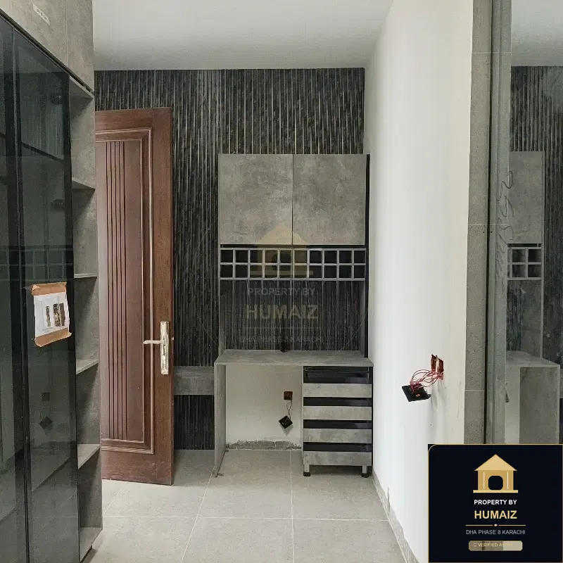 1,000 Sq. Yd. 7-Bedroom Luxury Villa (Private Pool, 6 Bath, Residence 17) in DHA Phase 8 For Sale in DHA Phase 8 Karachi — Photograph 9