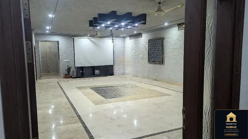 111 Sq. Yd. 7-Bedroom Luxury Villa in DHA Phase 8 For Sale in DHA Phase 8 Karachi — Photograph 21