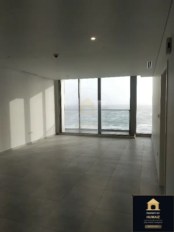 2-Bedroom Luxury Apartment (Sea Facing, 4 Bath, Suite 1) at The Views For Rent in DHA Phase 8 Karachi — Photograph 10