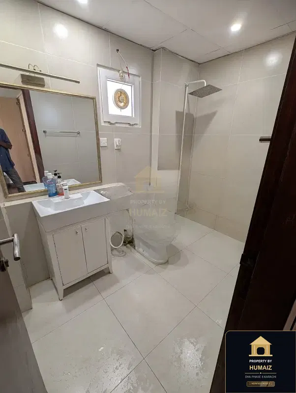 4-Bedroom Luxury Apartment (West Open, 4 Bath, Suite 31) at Creek Vistas For Rent in DHA Phase 8 Karachi — Photograph 4