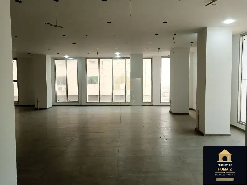 200 Sq. Yd. Commercial Building (Corner, 5 Bath, Unit 1) in DHA Phase 8 For Rent in DHA Phase 8 Karachi — Photograph 11