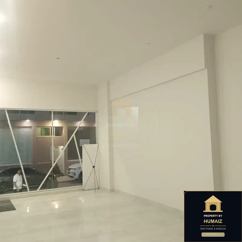 200 Sq. Yd. Commercial Building (Basement, Unit 8) in DHA Phase 8 For Rent in DHA Phase 8 Karachi — Photograph 5