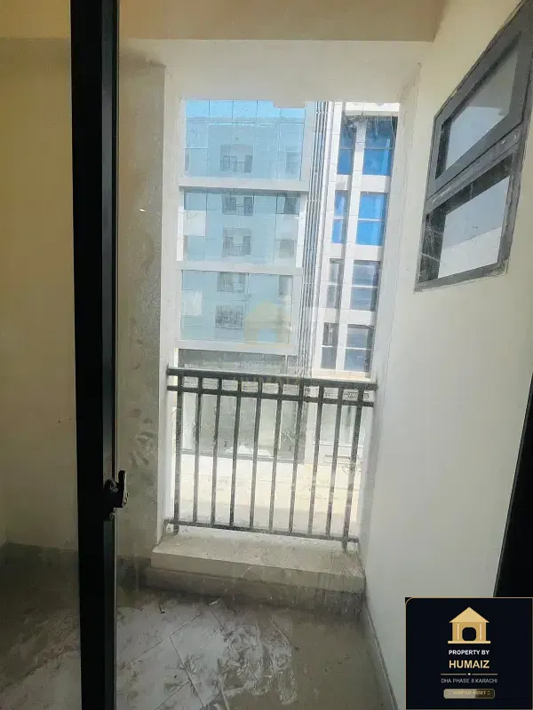 3-Bedroom Luxury Apartment (Corner, 3 Bath, Suite 31) on Al-Murtaza Commercial For Rent in DHA Phase 8 Karachi — Photograph 8