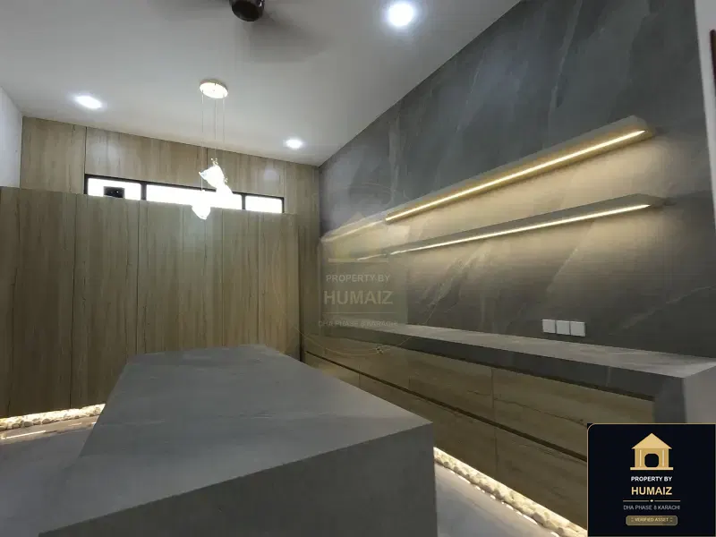 1,000 Sq. Yd. 11-Bedroom Luxury Villa in Zone A For Sale in DHA Phase 8 Karachi — Photograph 10