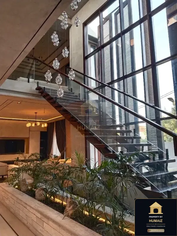 1,000 Sq. Yd. 6-Bedroom Luxury Villa (West Open, 6 Bath, Residence 12) in DHA Phase 8 For Sale in DHA Phase 8 Karachi — Photograph 3
