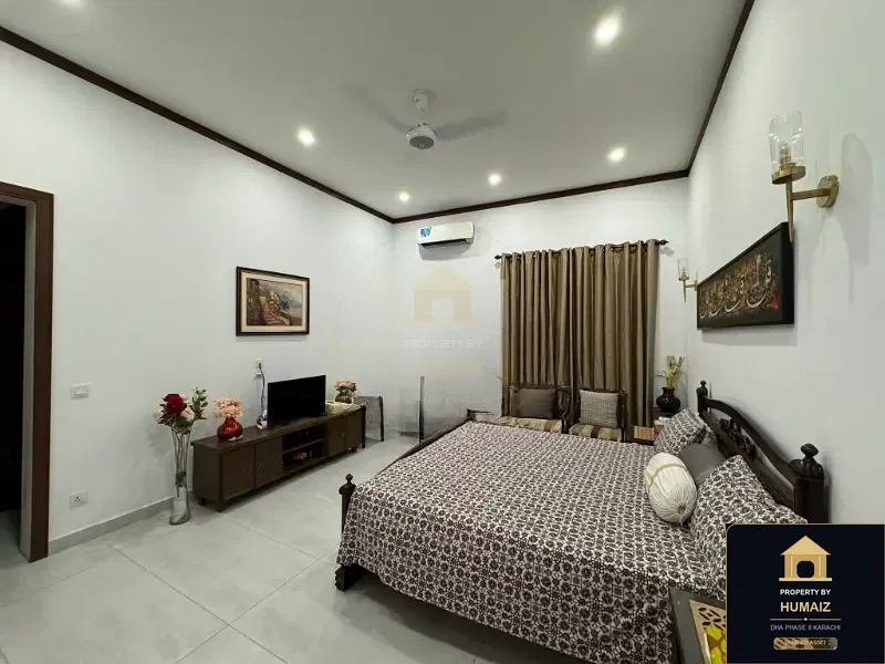 700 Sq. Yd. 6-Bedroom Luxury Villa on Khayaban-e-Faisal For Rent in DHA Phase 8 Karachi — Photograph 32