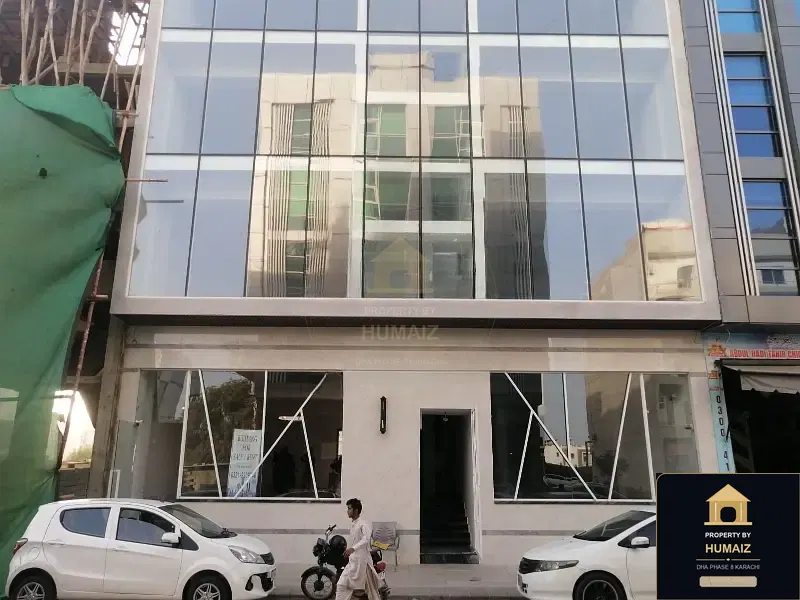 200 Sq. Yd. Commercial Building (Basement, 7 Bath, Unit 2) in DHA Phase 8 For Sale in DHA Phase 8 Karachi — Photograph 3