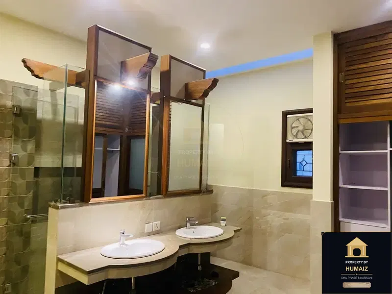 666 Sq. Yd. 6-Bedroom Luxury Villa (Basement, 7 Bath, Residence 1) in DHA Phase 8 For Rent in DHA Phase 8 Karachi — Photograph 18
