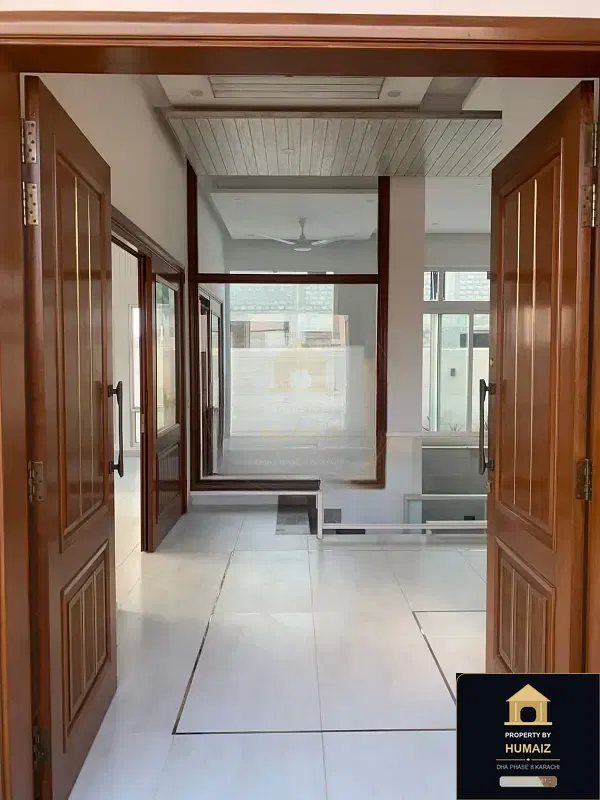 3-Bedroom Upper/Lower Portion (4 Bath, Unit 15) in DHA Phase 8 For Rent in DHA Phase 8 Karachi — Photograph 5