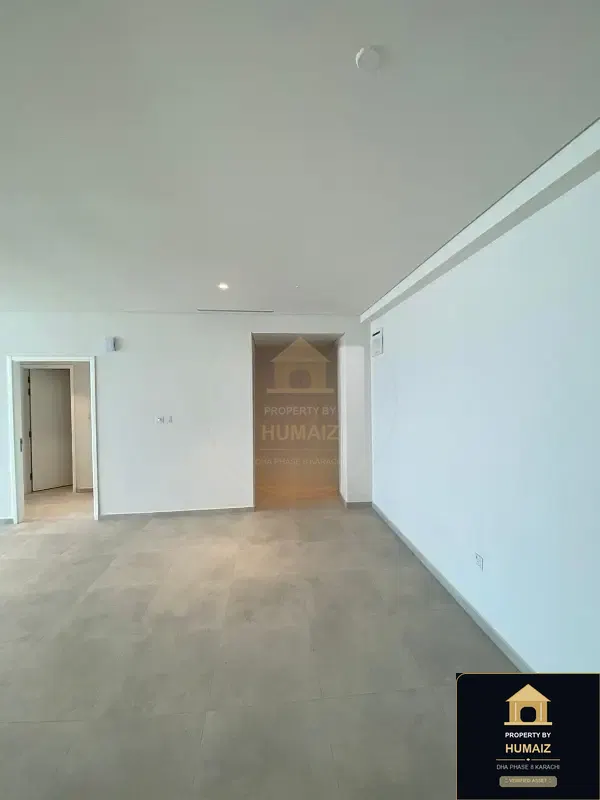 2-Bedroom Luxury Apartment (Sea Facing, 3 Bath, Suite 16) at The Views For Sale in DHA Phase 8 Karachi — Photograph 3