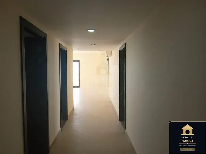 3-Bedroom Luxury Apartment (Sea Facing, 3 Bath, Suite 3) at Pearl Towers For Sale in DHA Phase 8 Karachi — Photograph 32