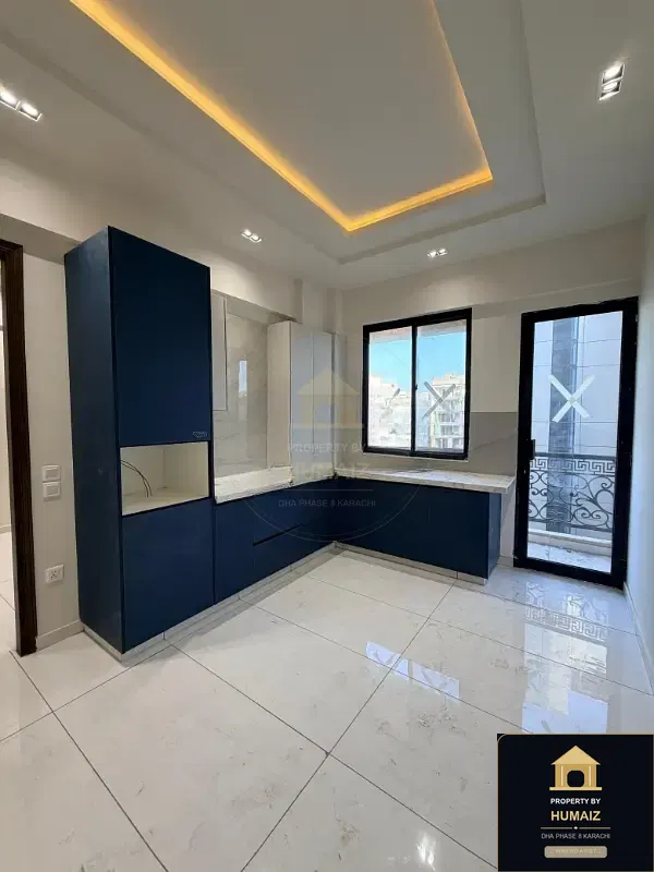 3-Bedroom Luxury Apartment (Boulevard Facing, 3 Bath, Suite 45) on Al-Murtaza Commercial For Sale in DHA Phase 8 Karachi — Photograph 2