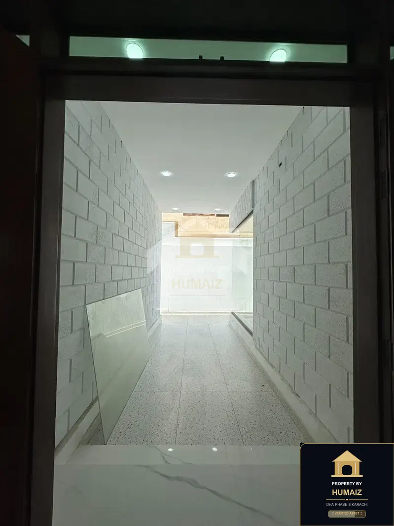 666 Sq. Yd. 6-Bedroom Luxury Villa (Basement, 7 Bath, Residence 10) in DHA Phase 8 For Sale in DHA Phase 8 Karachi — Photograph 26