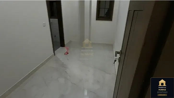 3-Bedroom Upper/Lower Portion (Brand New, 3 Bath, Unit 34) in DHA Phase 8 For Rent in DHA Phase 8 Karachi — Photograph 4