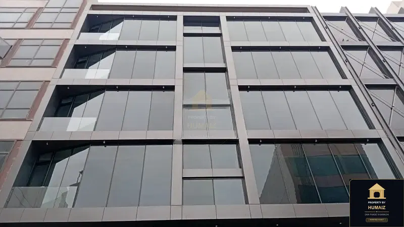 200 Sq. Yd. Corporate Office Space (Brand New, Unit 2) on Zulfiqar Commercial For Rent in DHA Phase 8 Karachi — Photograph 3
