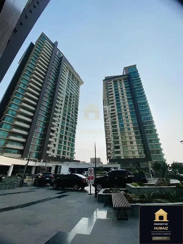 4-Bedroom Luxury Apartment (Sea Facing, 5 Bath, Suite 3) at The Views For Rent in DHA Phase 8 Karachi — Photograph 2