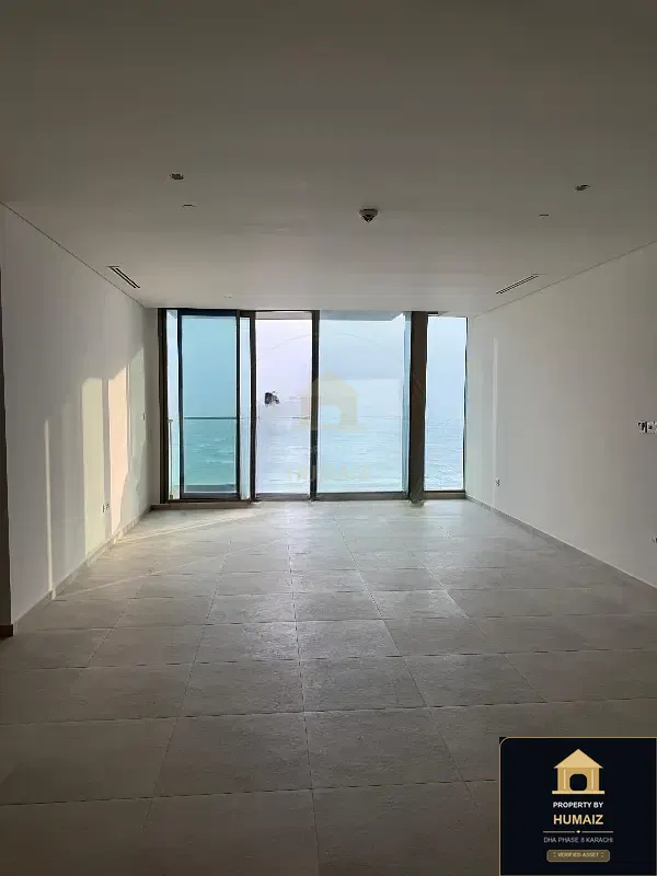 2-Bedroom Luxury Apartment (Sea Facing, 3 Bath, Suite 21) at The Views For Rent in DHA Phase 8 Karachi — Photograph 10