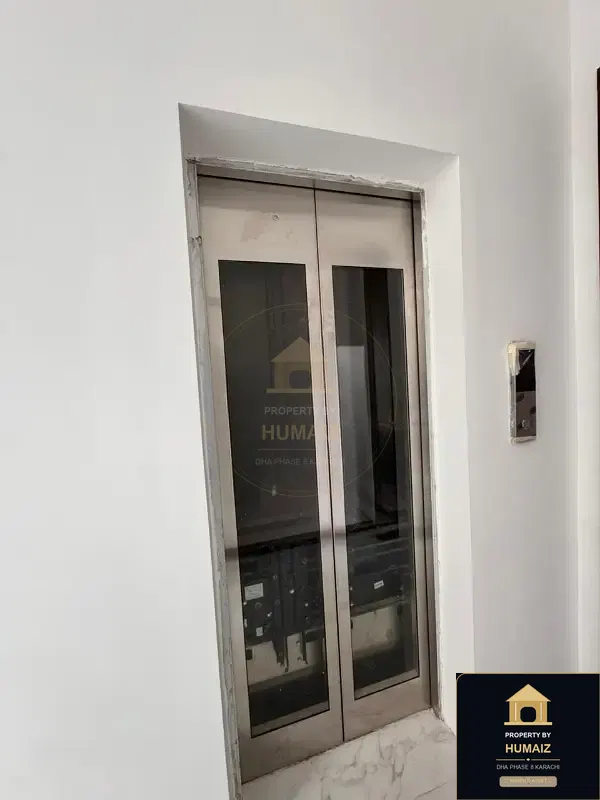 1,000 Sq. Yd. 5-Bedroom Luxury Villa in DHA Phase 8 For Sale in DHA Phase 8 Karachi — Photograph 14