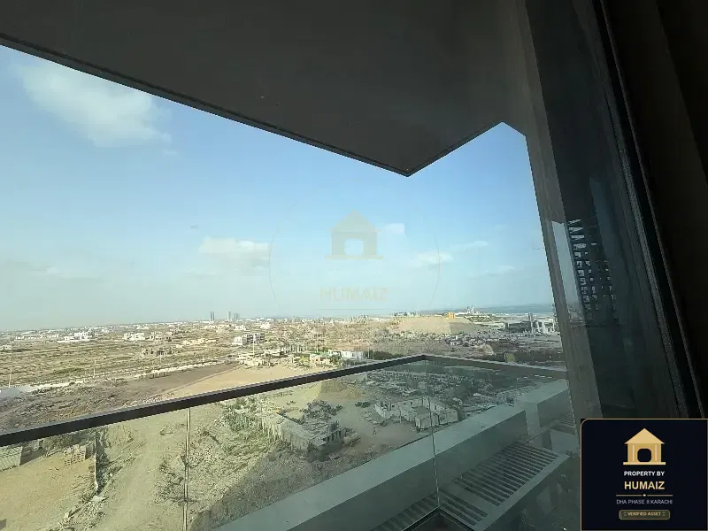 3-Bedroom Luxury Apartment (Sea Facing, 4 Bath, Suite 3) at The Views For Rent in DHA Phase 8 Karachi — Photograph 12