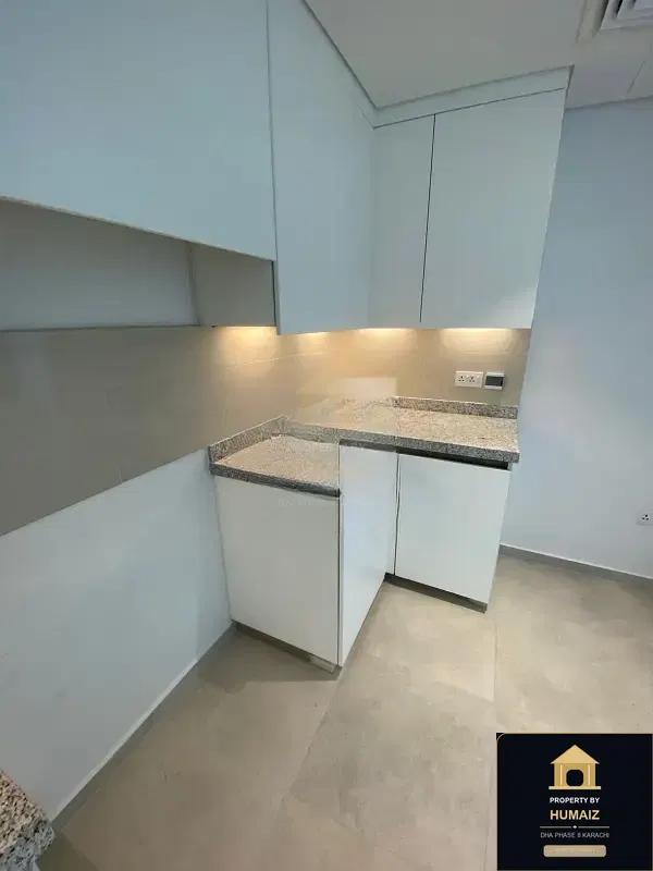 2-Bedroom Luxury Apartment (Sea Facing, 3 Bath, Suite 16) at The Views For Sale in DHA Phase 8 Karachi — Photograph 5
