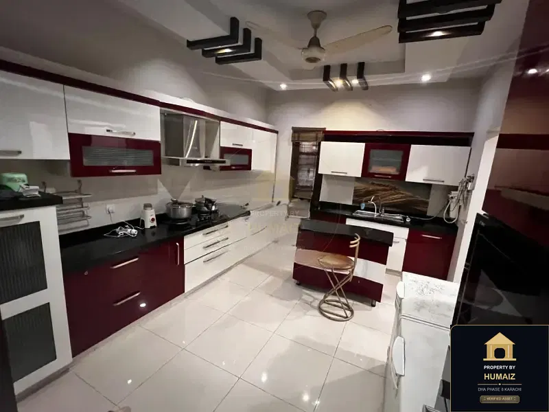 500 Sq. Yd. 6-Bedroom Luxury Villa on Khayaban-e-Tariq For Sale in DHA Phase 8 Karachi — Photograph 31