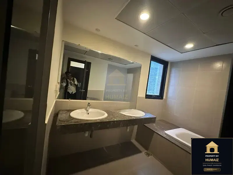 2-Bedroom Luxury Apartment (Sea Facing, 2 Bath, Suite 14) at Coral Towers For Rent in DHA Phase 8 Karachi — Photograph 18