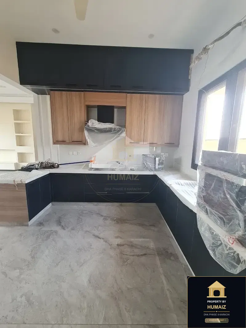 500 Sq. Yd. 8-Bedroom Luxury Villa in DHA Phase 8 For Rent in DHA Phase 8 Karachi — Photograph 16