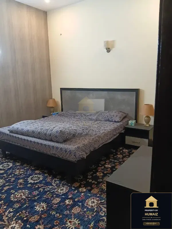 100 Sq. Yd. 3-Bedroom Luxury Villa (Basement, 3 Bath, Residence 1) in Zone B For Sale in DHA Phase 8 Karachi — Photograph 6