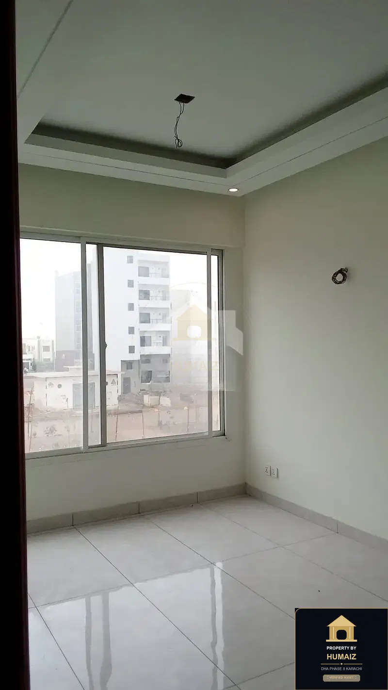 3-Bedroom Luxury Apartment (Brand New, 3 Bath, Suite 12) in DHA Phase 8 For Sale in DHA Phase 8 Karachi — Photograph 7