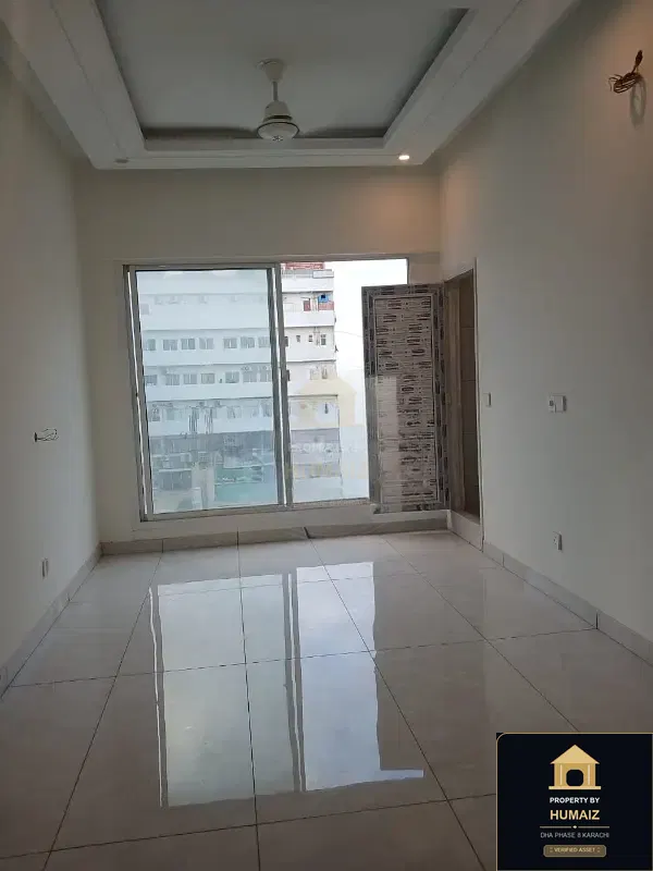 3-Bedroom Luxury Apartment (Corner, 4 Bath, Suite 35) on Al-Murtaza Commercial For Sale in DHA Phase 8 Karachi — Photograph 8