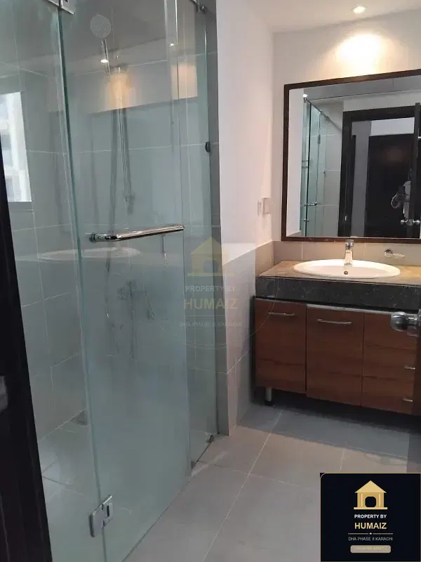 4-Bedroom Luxury Apartment (Sea Facing, 6 Bath, Suite 17) at Coral Towers For Sale in DHA Phase 8 Karachi — Photograph 16