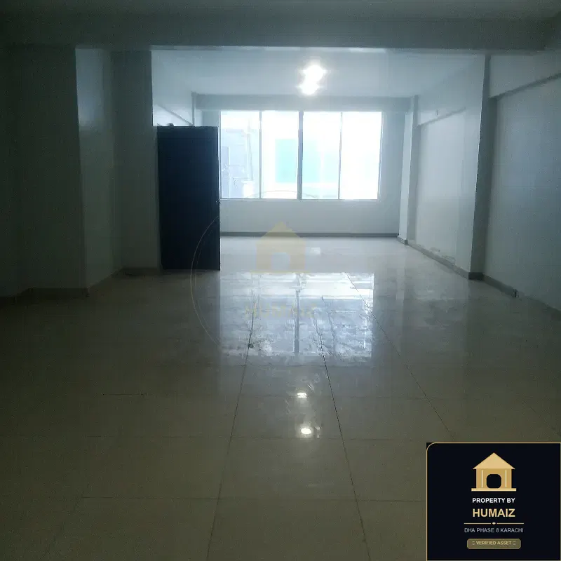 117 Sq. Yd. Corporate Office Space in Khayaban-e-Ittehad For Rent in DHA Phase 8 Karachi — Photograph 3