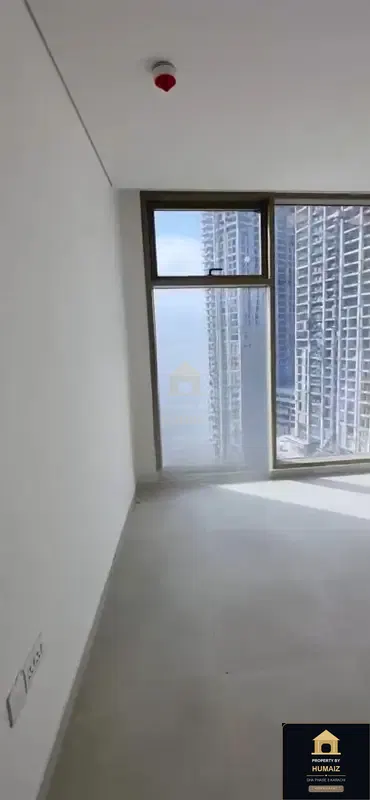 3-Bedroom Luxury Apartment (Sea Facing, 4 Bath, Suite 62) at The Views For Sale in DHA Phase 8 Karachi — Photograph 12