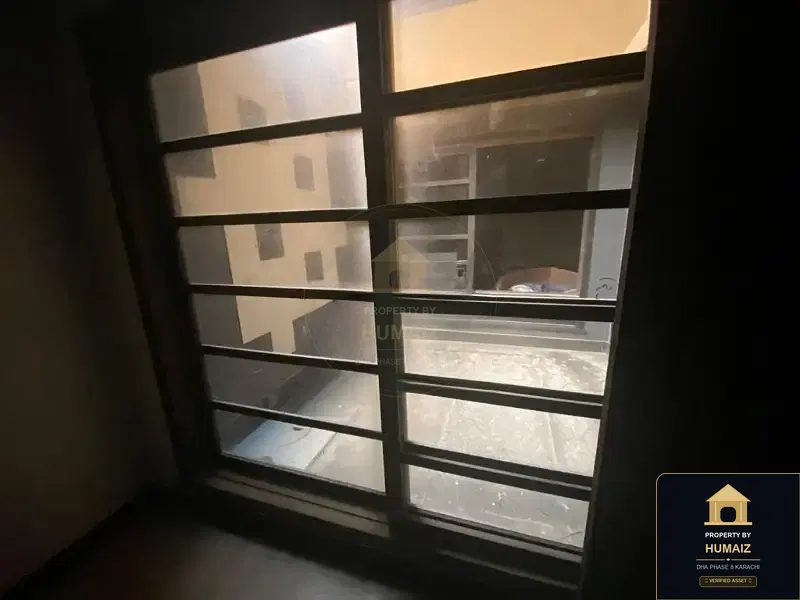 300 Sq. Yd. 4-Bedroom Luxury Villa (Basement, 4 Bath, Residence 5) in Khayaban-e-Sahil For Sale in DHA Phase 8 Karachi — Photograph 4
