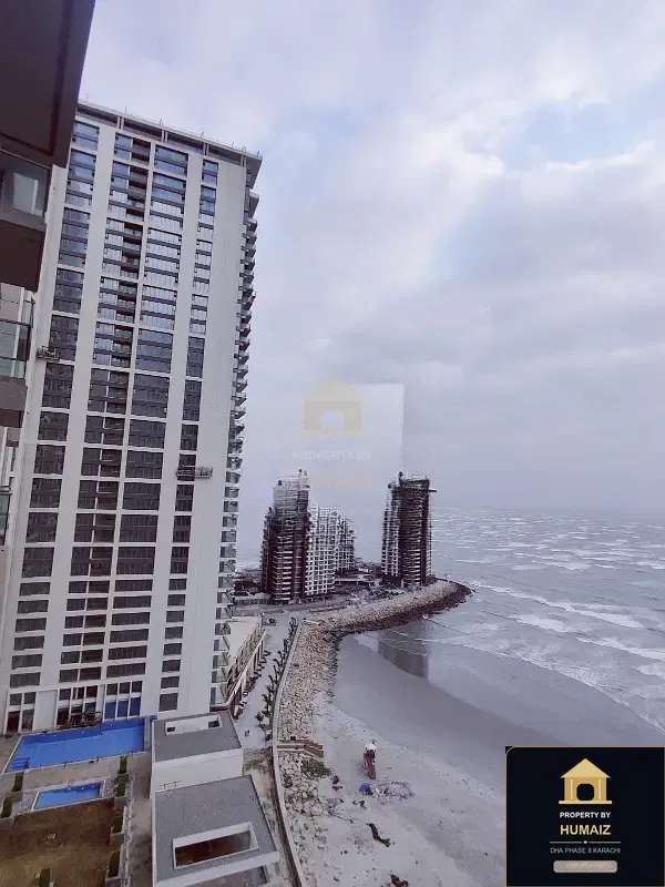 2-Bedroom Luxury Apartment (Sea Facing, 4 Bath, Suite 30) at The Views For Sale in DHA Phase 8 Karachi — Photograph 2