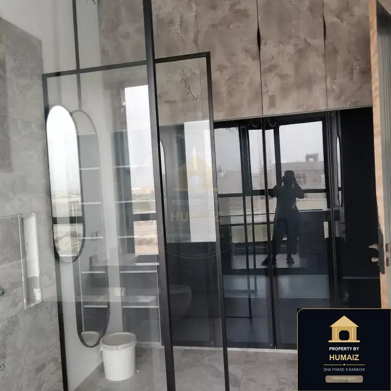 500 Sq. Yd. 6-Bedroom Luxury Villa at HMR Waterfront For Sale in DHA Phase 8 Karachi — Photograph 9