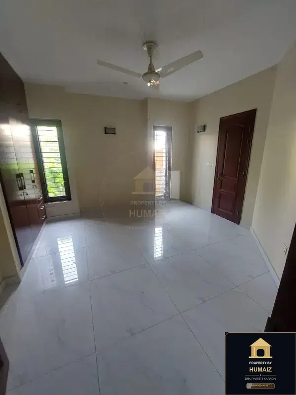 500 Sq. Yd. 6-Bedroom Luxury Villa (Basement, 7 Bath, Residence 74) in DHA Phase 8 For Sale in DHA Phase 8 Karachi — Photograph 7