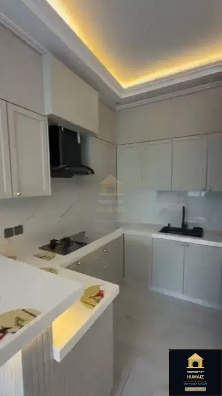 3-Bedroom Luxury Apartment (3 Bath, Suite 21) on Al-Murtaza Commercial For Rent in DHA Phase 8 Karachi — Photograph 4