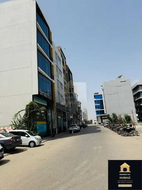 47 Sq. Yd. Commercial Retail Shop on Zulfiqar Commercial For Rent in DHA Phase 8 Karachi — Photograph 2