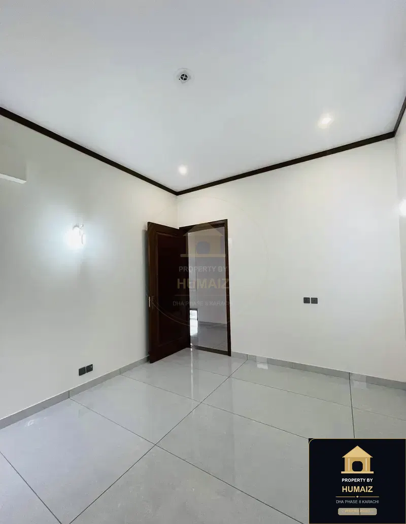 500 Sq. Yd. 6-Bedroom Luxury Villa (West Open, 6 Bath, Residence 105) in DHA Phase 8 For Sale in DHA Phase 8 Karachi — Photograph 12